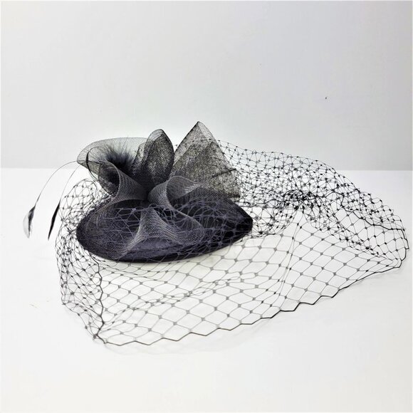 Black Veil Netting Fascinator With Veil Netting, Tulle and Feathers - Picture 16 of 16